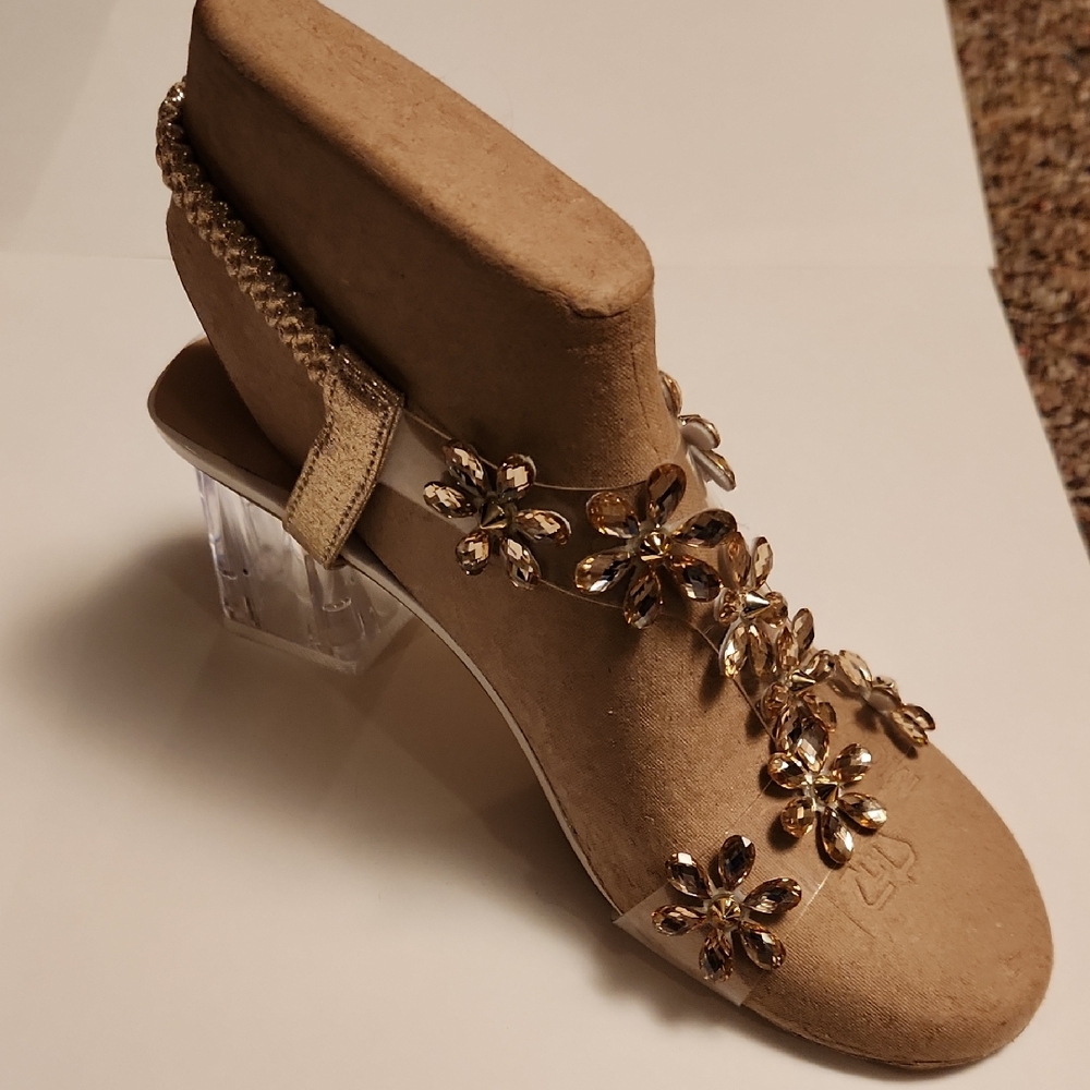 NIB Sandals, Bejeweled Block Lucite Heel, 36